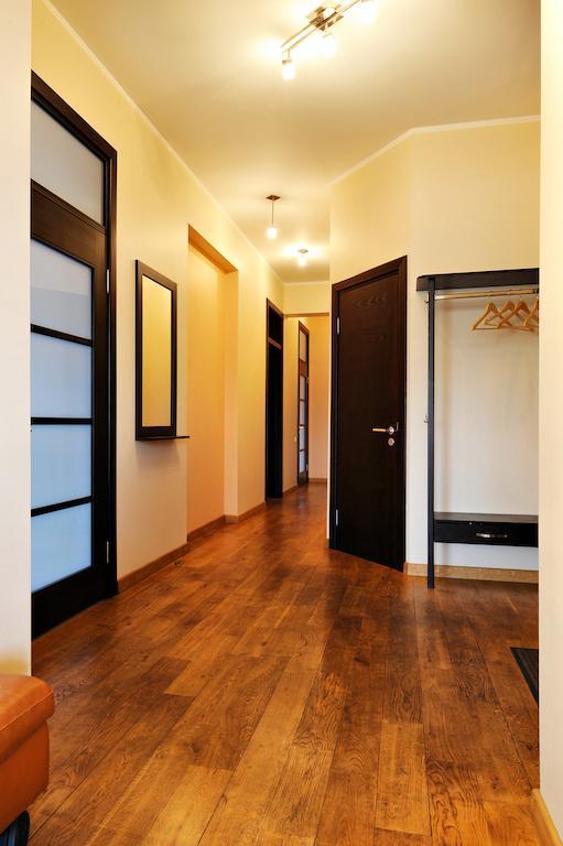 Raina Lux Apartment リガ 部屋 写真